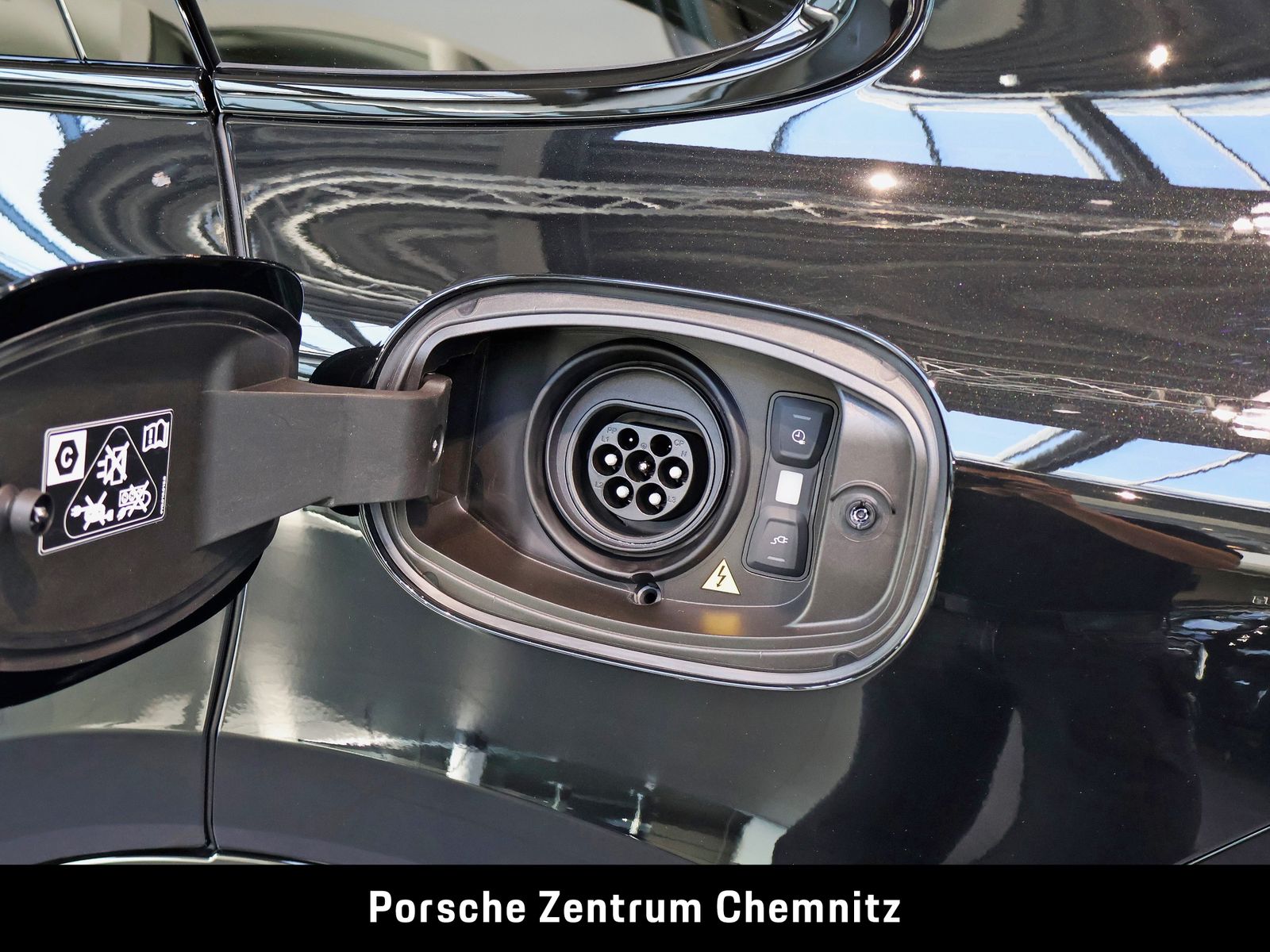 Porsche Cayenne E-Hybrid Luft;BOSE;Pano;14-Wege Sitze