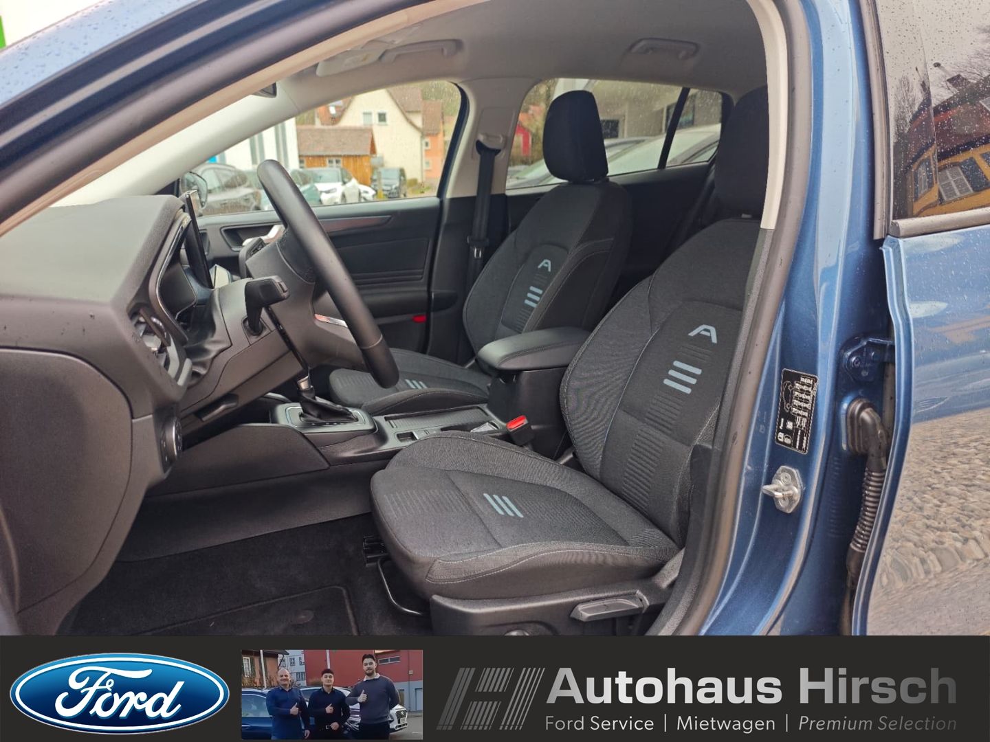 Ford Focus Turnier Active Navi LED ACC Apple CarPlay