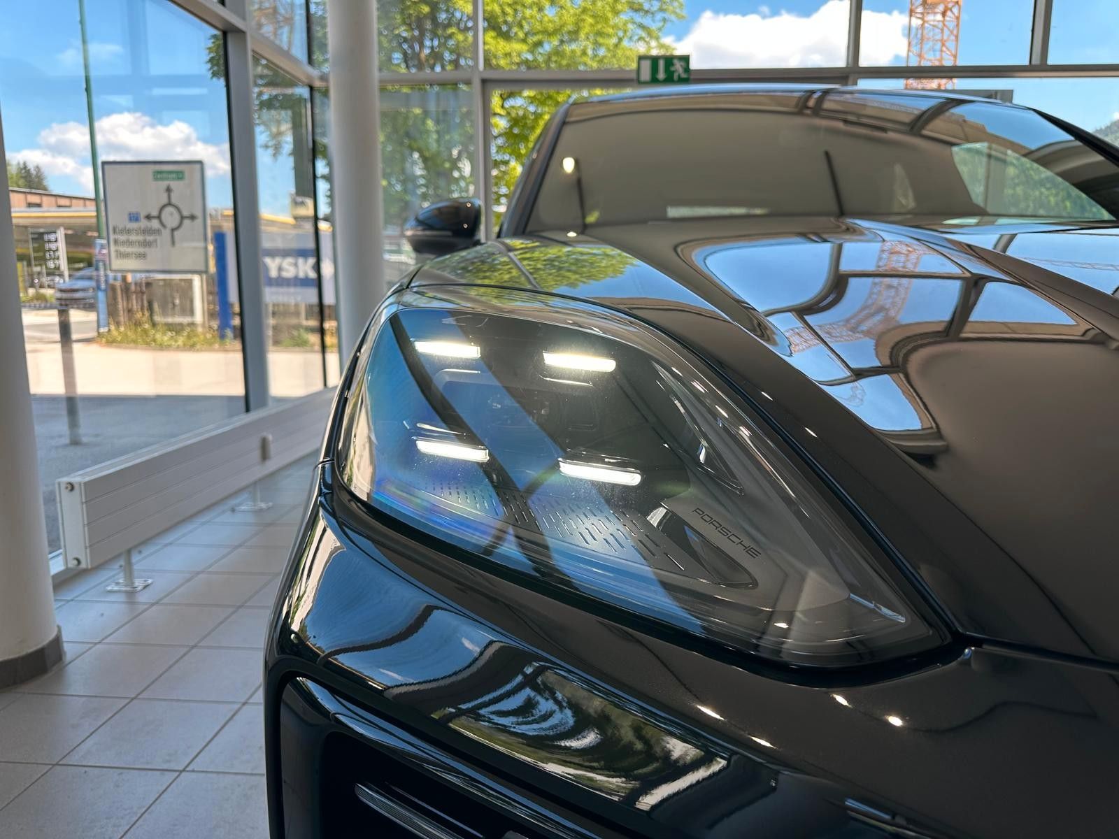 Porsche Cayenne Facelift MY25/sw/-21,5%/Pan/Priv/14W/22