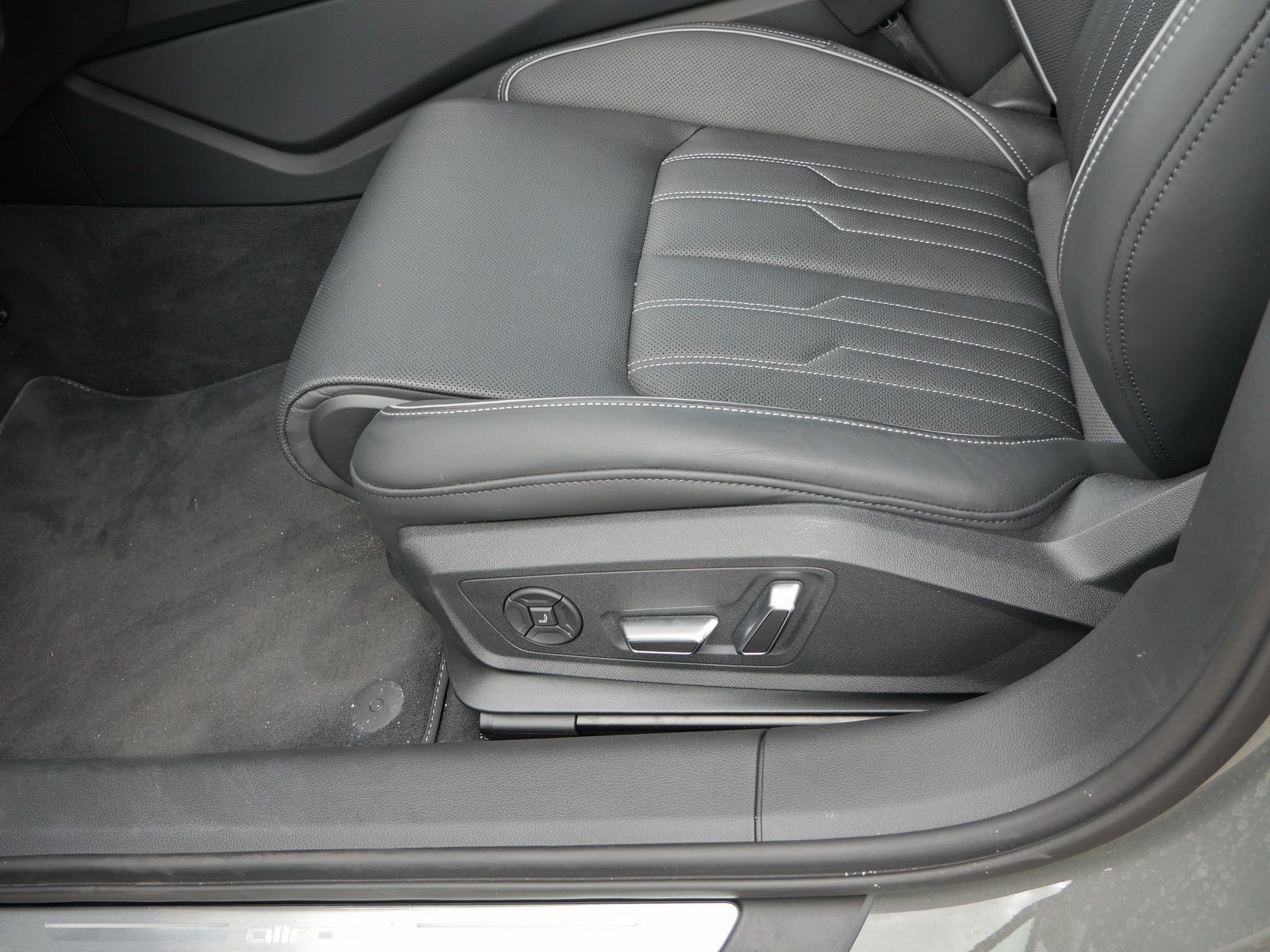 Audi A6 allroad qu. 50 TDI - Samsaru's Car Outlet