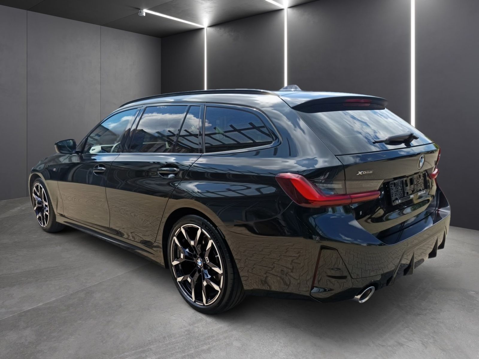 BMW 320d xDrive Touring+M SPORTPAKET+19"ALU+LIVE COC