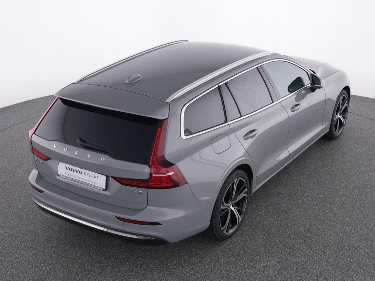 Volvo V60 T6 Recharge AWD PlusBright+19'+AHK+HKSound