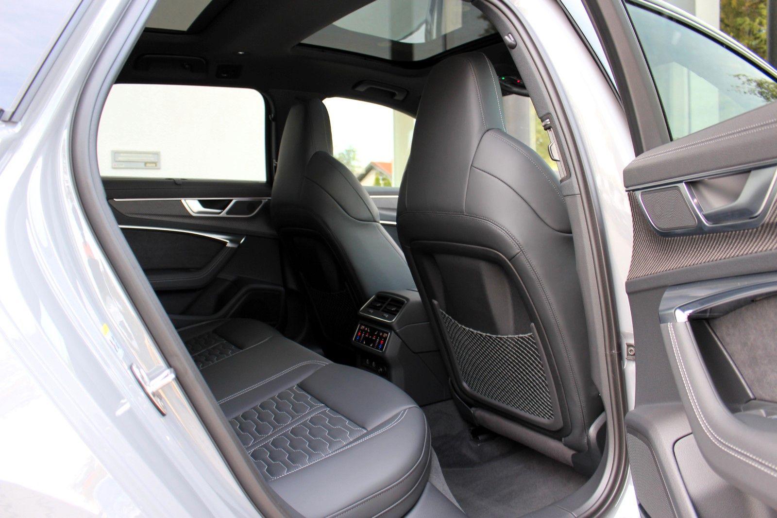 Audi RS6 Avant /DYNAMIK+/ B&O/ STANDHZG/  SPORTABGAS