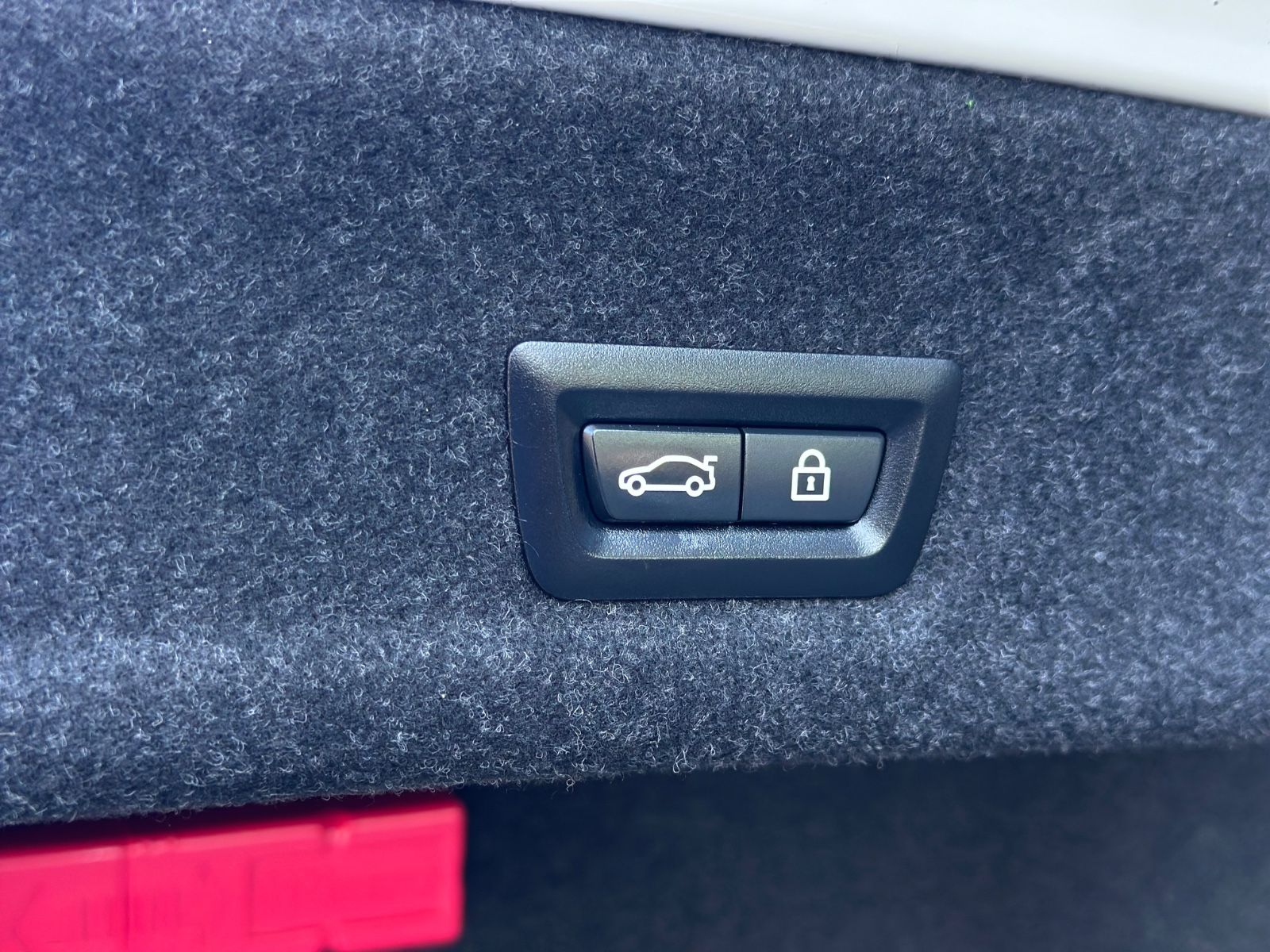 BMW 320d M Sport - Samsaru's Car Outlet