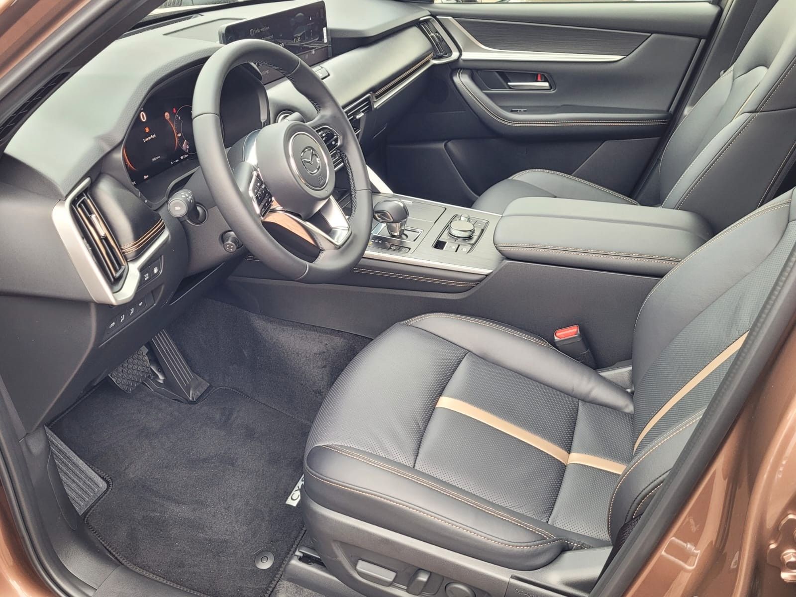 Mazda CX-80 2.5L e-SKYACTIV PHEV 8AT AWD Homura Plus