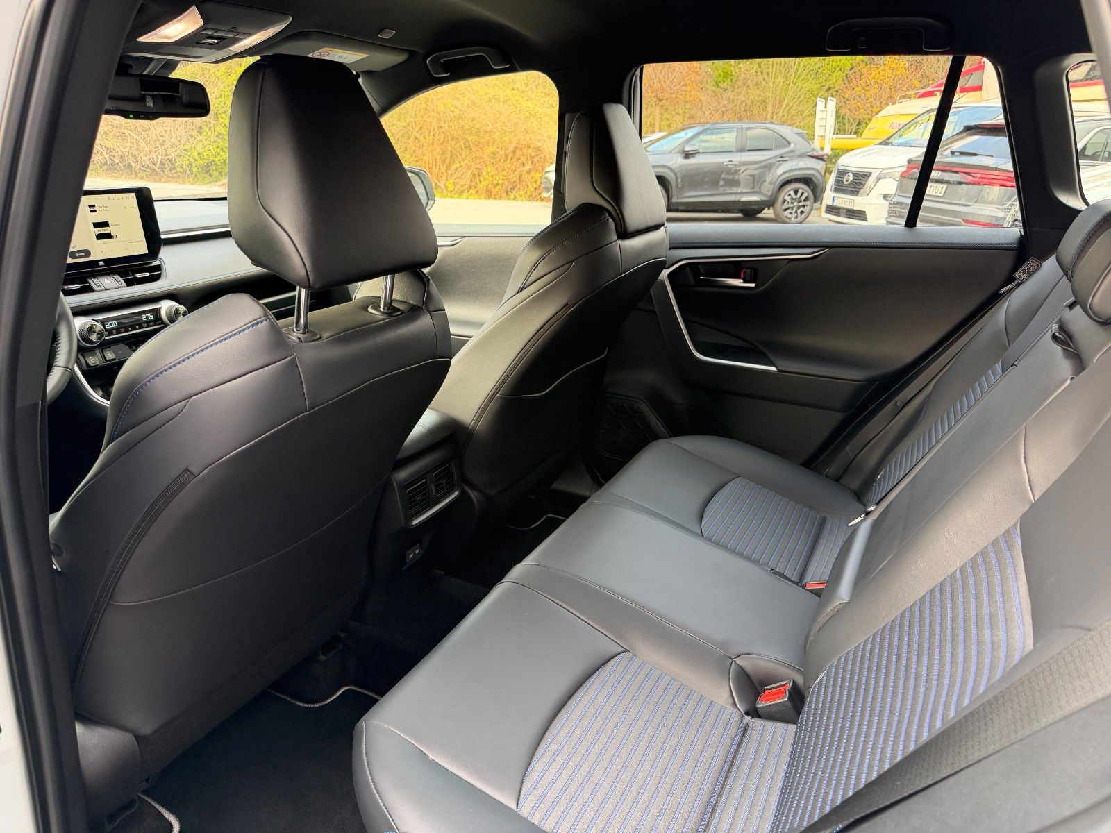 Toyota RAV 4 2.5 Hybrid 4x2 Style VOLL JBL+360°+LEDER