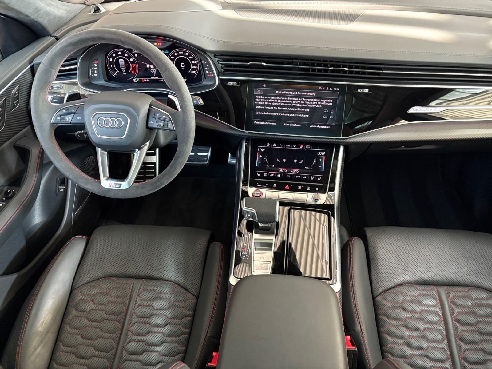 Audi RSQ8 4.0 TFSI quattro MATRIX LED+PANO+360°+AHK+