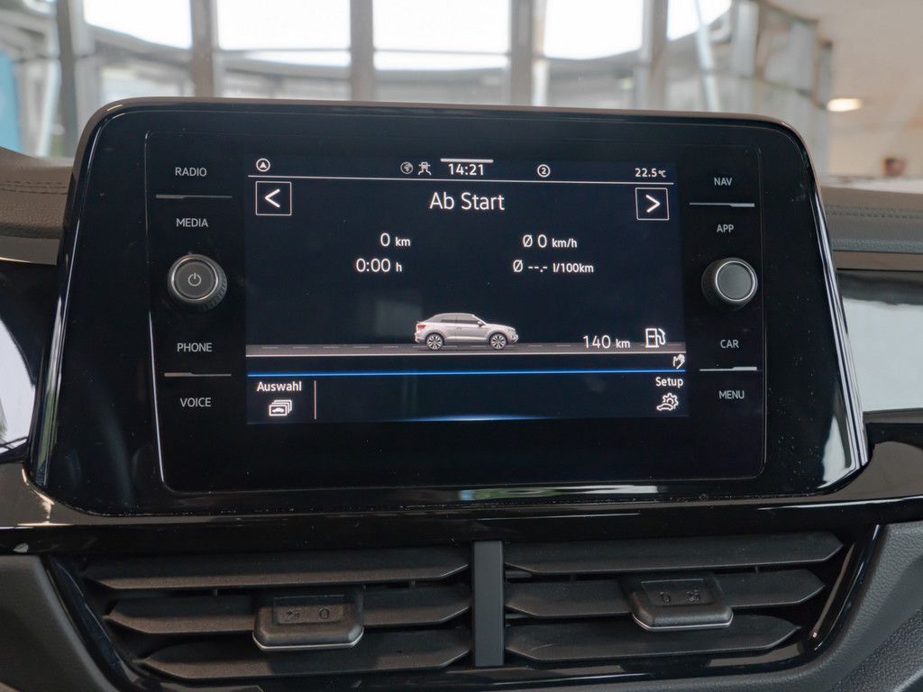 Volkswagen T-Roc 1.5 TSI Style - Samsaru's Car Outlet