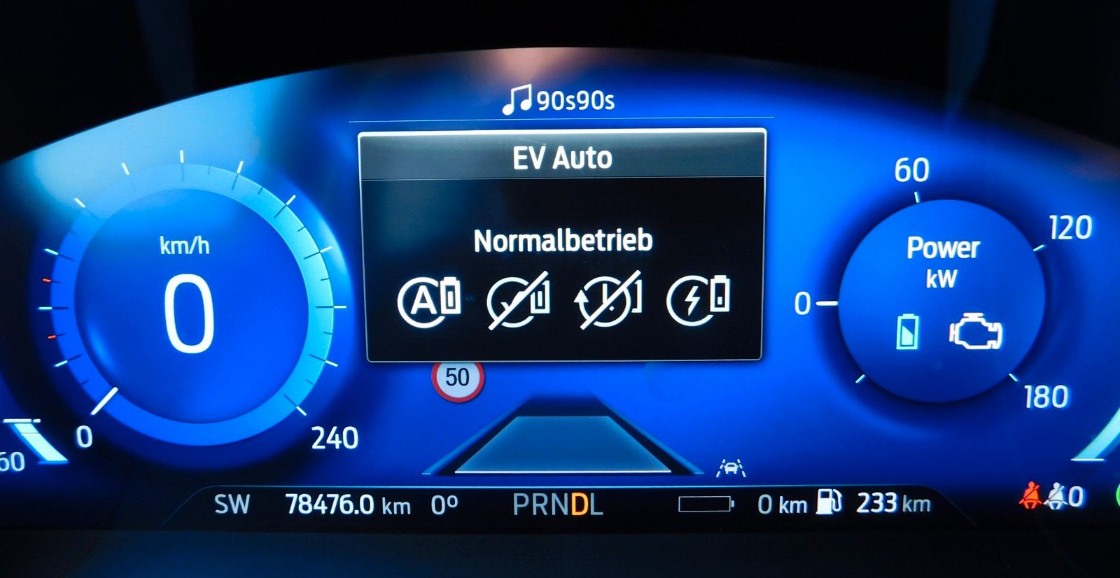 Ford KUGA PHEV ST-LINE X+iACC+BLIS+HUD+vollLED+AHKabn