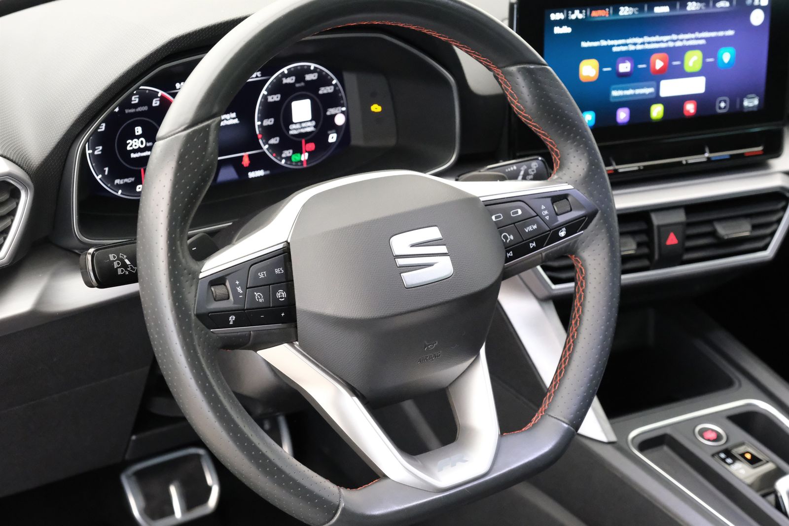 Seat Leon Sportstourer FR Plus ACC AHK RFK NAVI LED