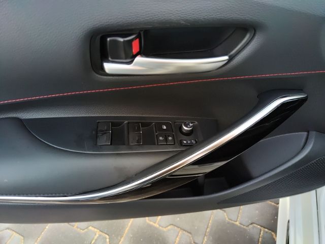 Toyota Corolla Touring Sports GR Sport 2.0 *Head-up-Dis