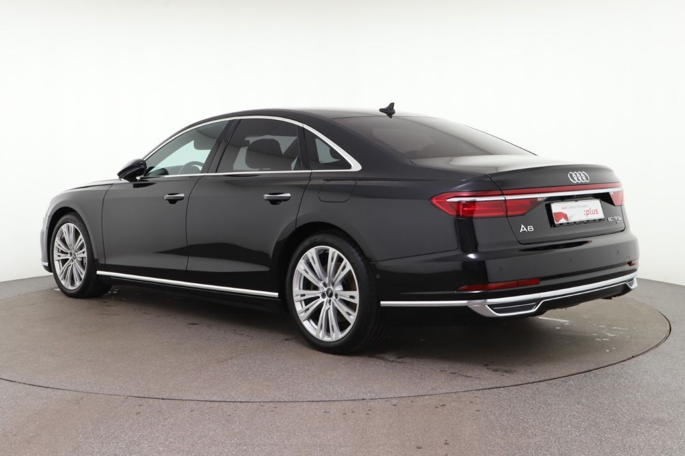 Audi A8 60 TFSI e Q - Samsaru's Car Outlet