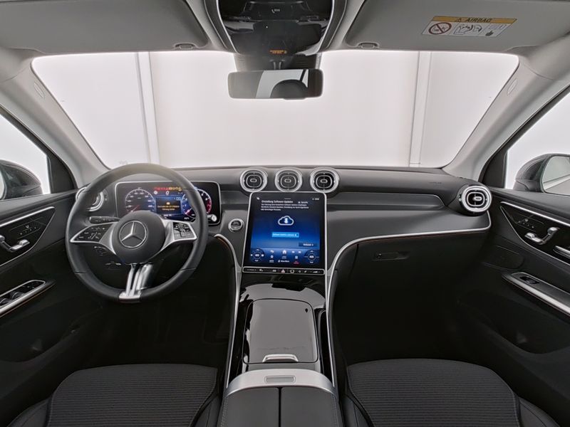 Mercedes-Benz GLC 200 4MATIC Avantgarde - Samsaru's Car Outlet