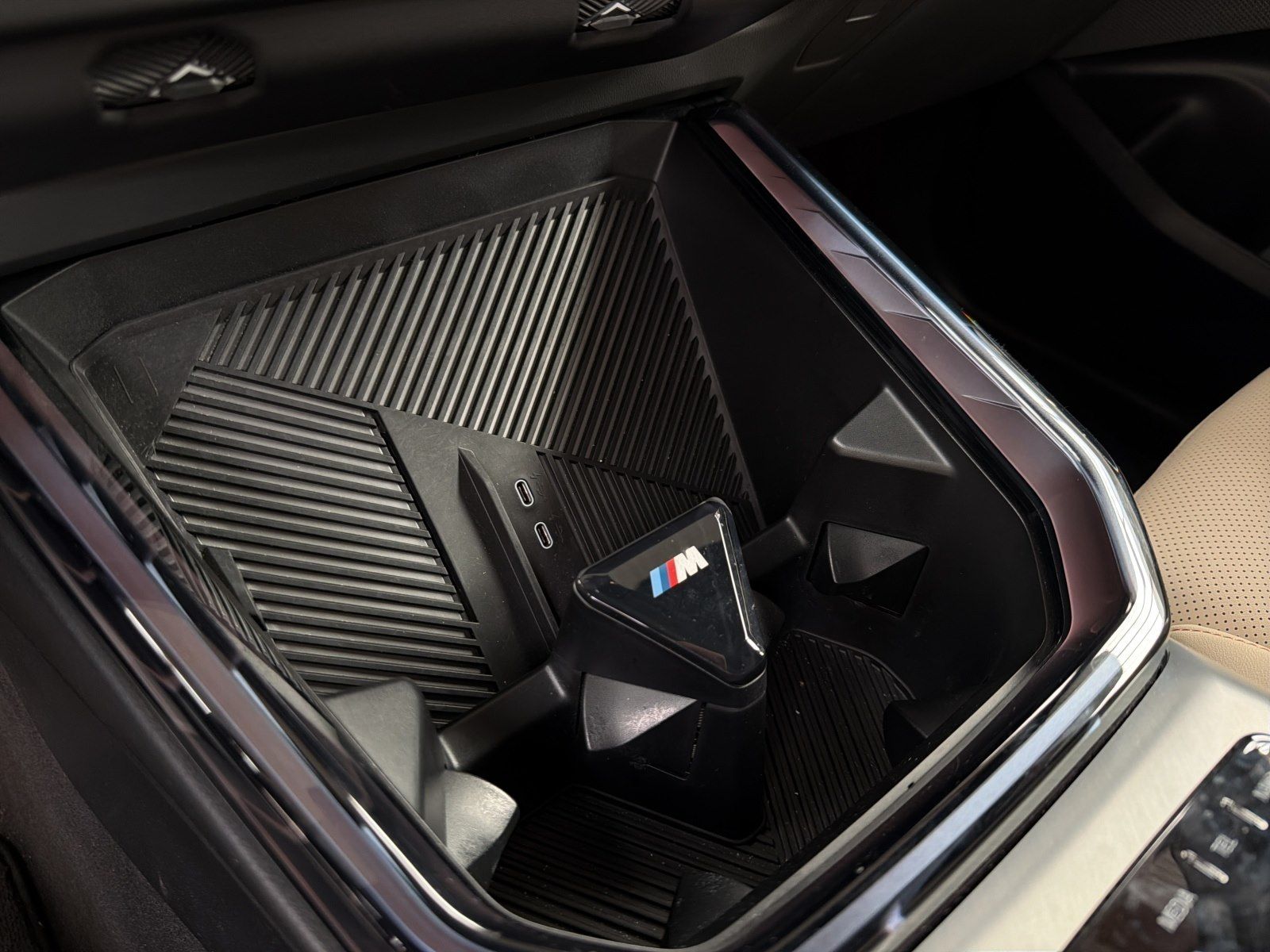 BMW X3 30e xDrive M Sport|AHK|Pano|21"LMR|Head-Up