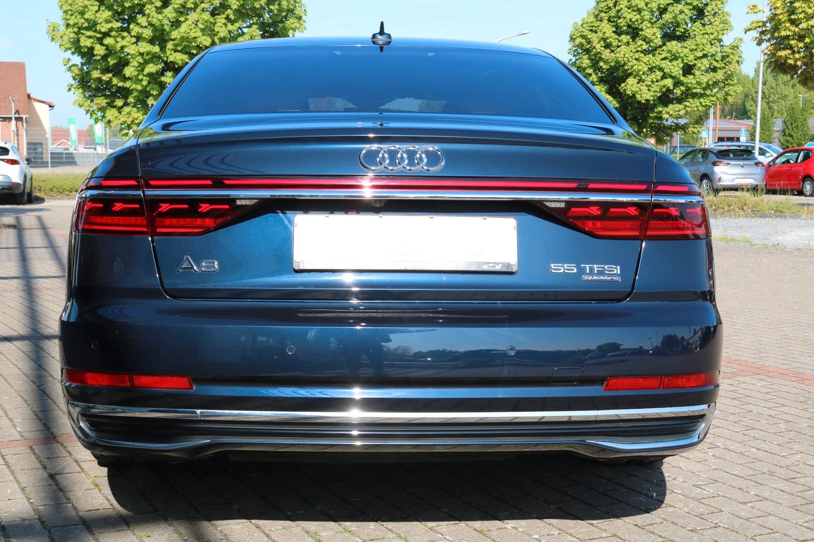 Audi A8 55 TFSI quattro - Samsaru's Car Outlet