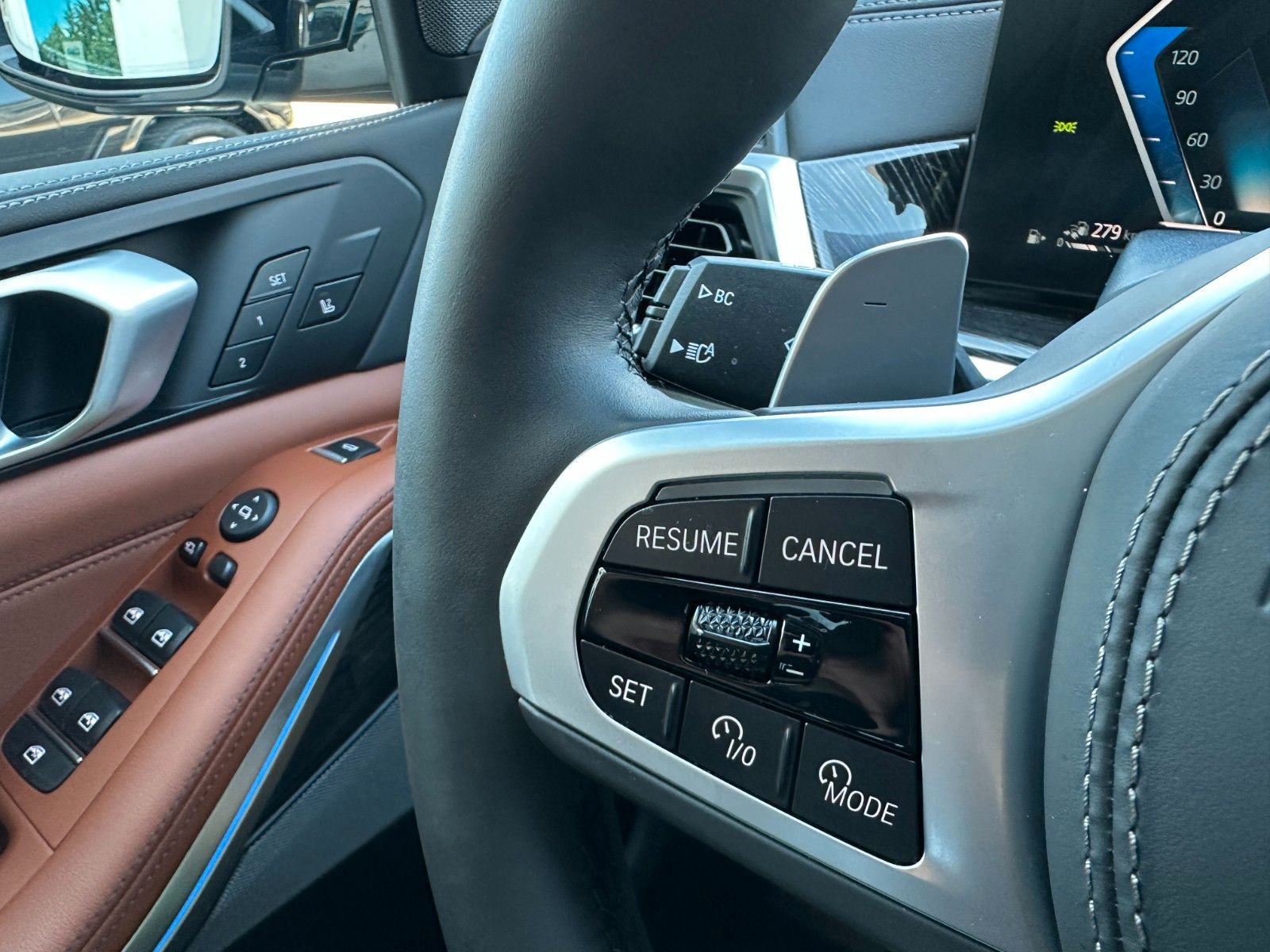 BMW X5 50e xDrive MSport ACC,HUD,PANO,HARMAN,LUFT.