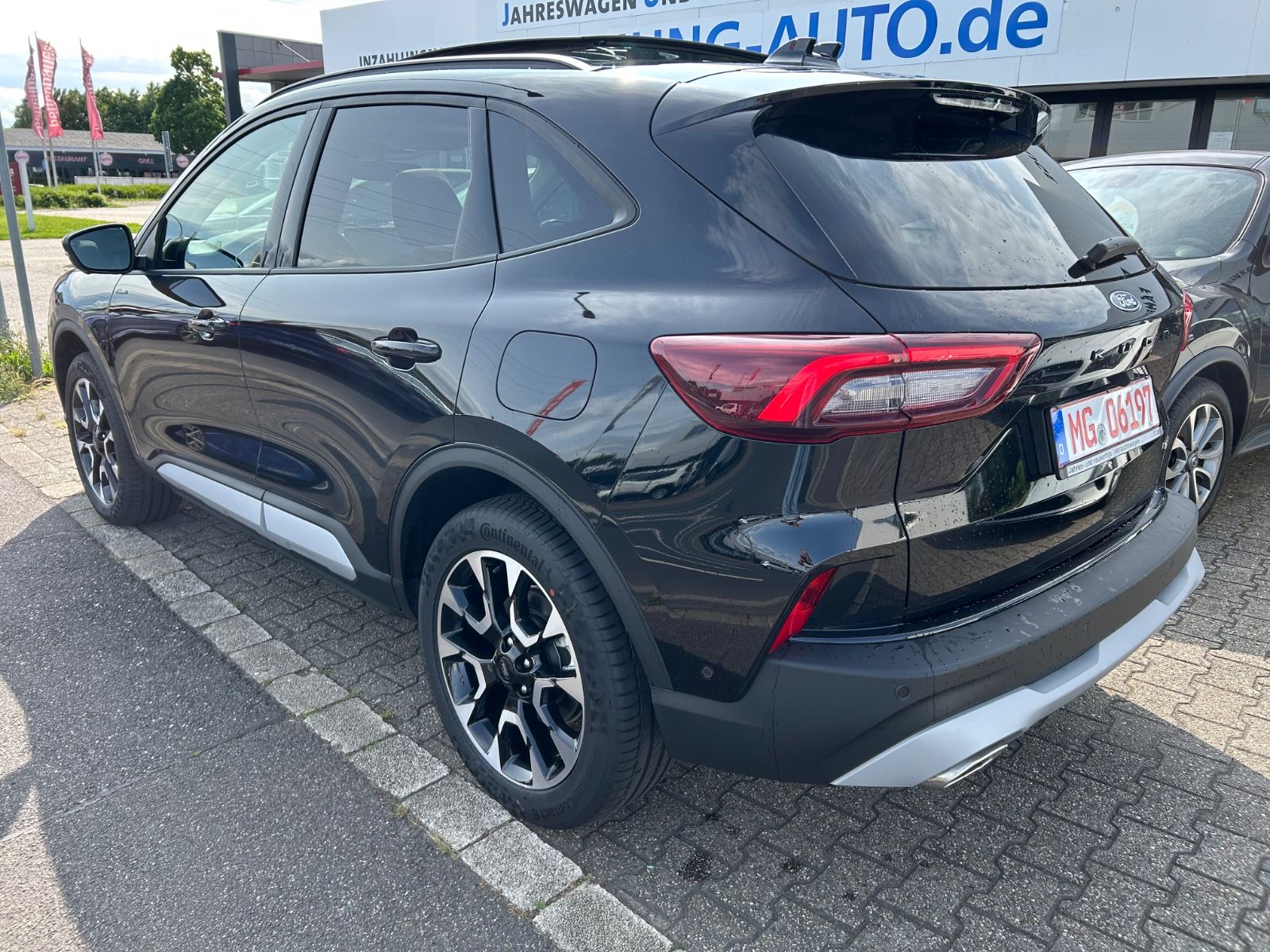 Ford Kuga Hybrid Active X AWD - Samsaru's Car Outlet