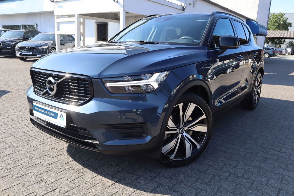 Volvo XC40 T4 Recharge DKG RDesign|NAVI|PANO|20ZOLL|