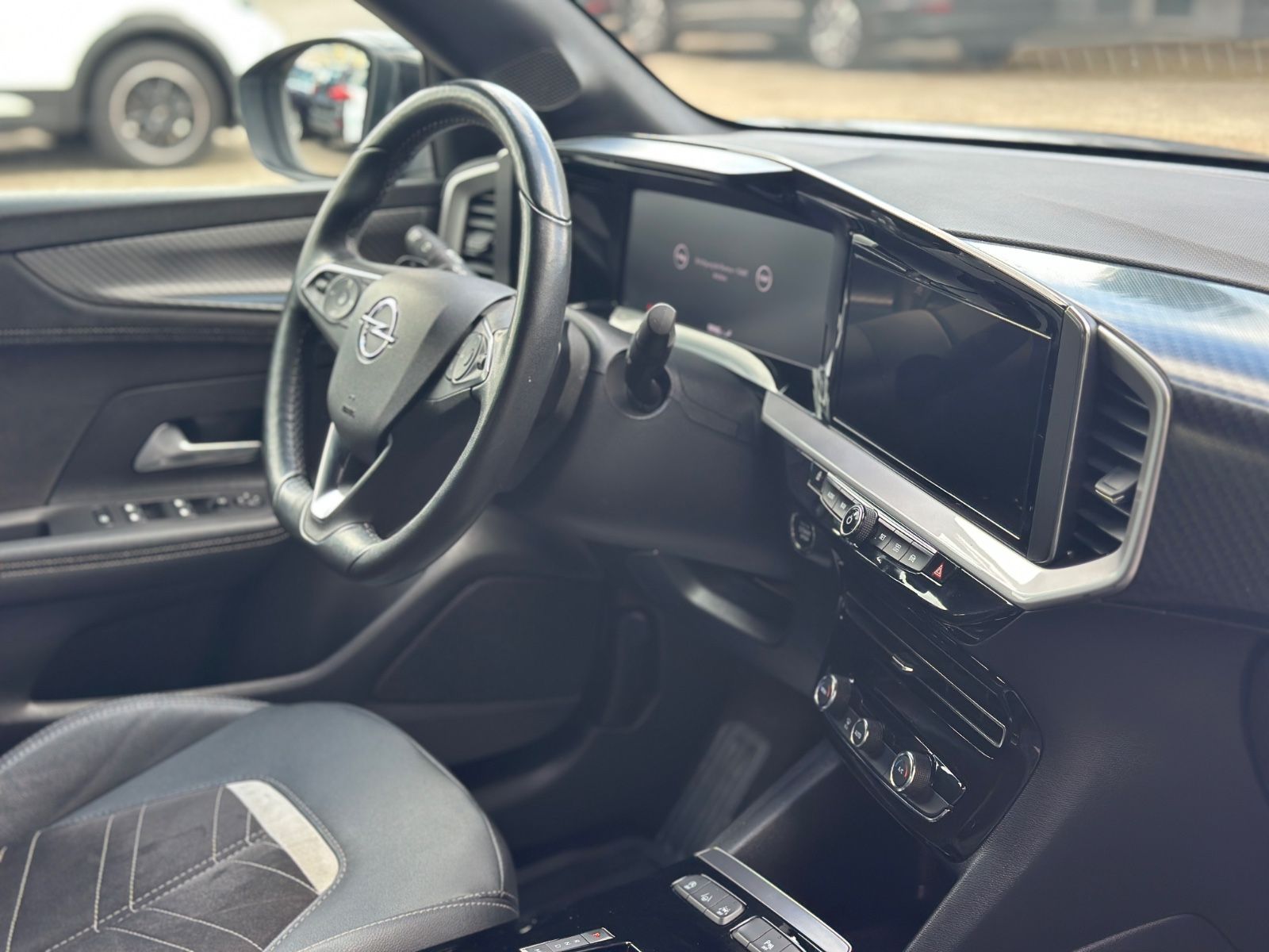 Opel Mokka Ultimate - Samsaru's Car Outlet