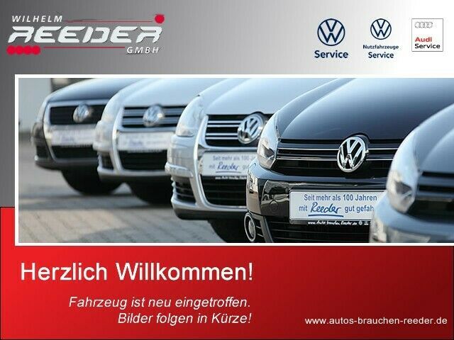 Volkswagen Golf VIII 1.5 eTSI DSG Life - Samsaru's Car Outlet
