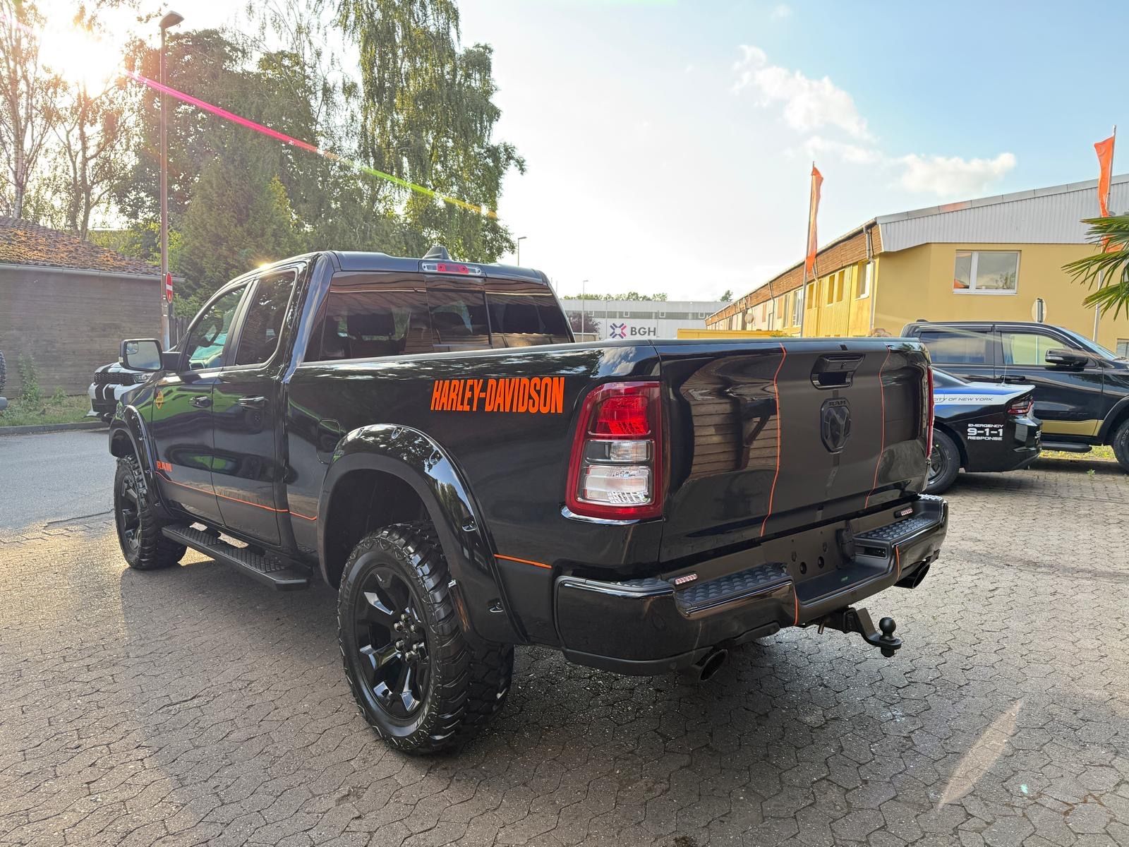 Dodge LIMITED*HARLEY*LPG*OFFROAD*NAVI*AHK*4X4*LIFT*PDC