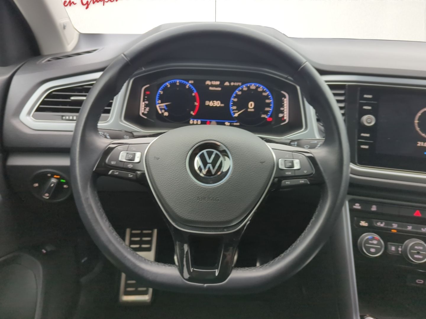 Volkswagen T-Roc Active 1.5 TSI - Samsaru's Car Outlet
