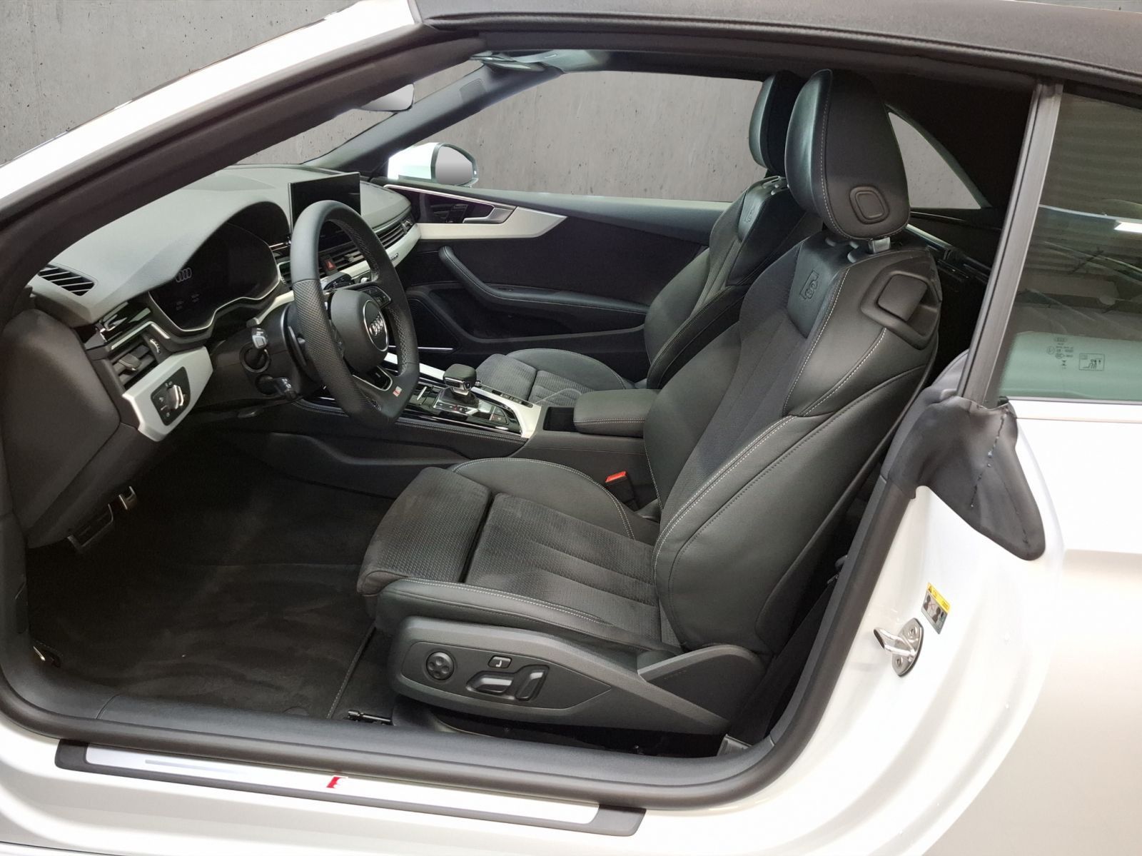 Audi A5 Cabriolet S line 40 TFSI quattro 150(204) kW(