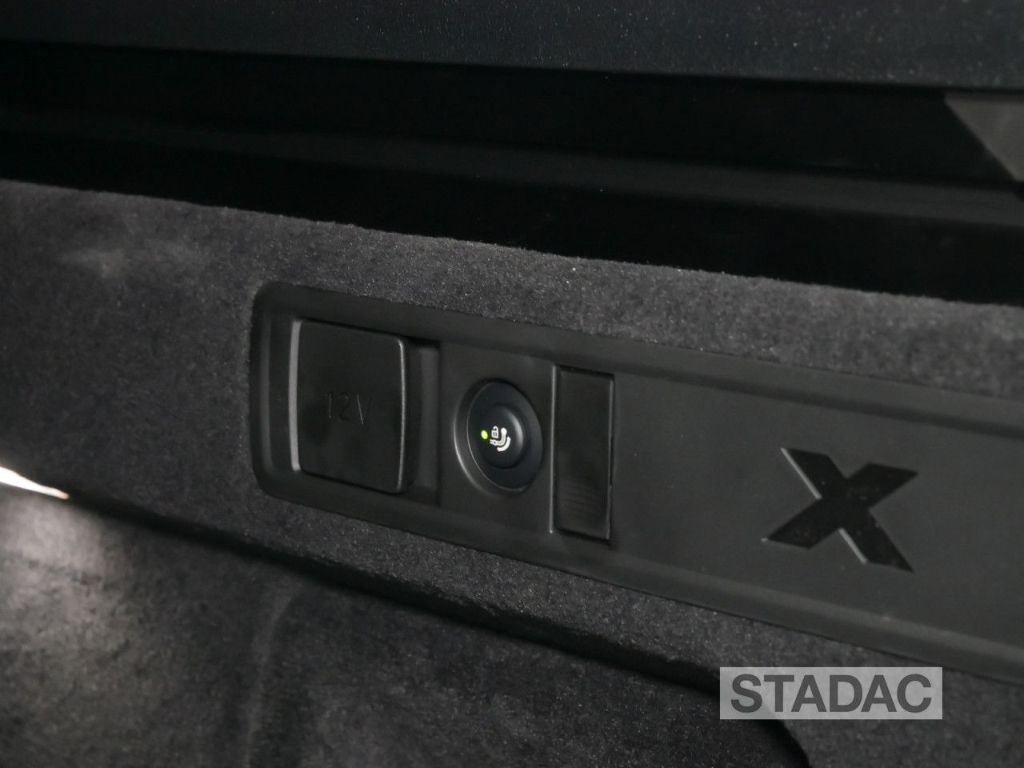 BMW X5 XDRIVE40I Sportpaket Navi LED Vollleder Klima