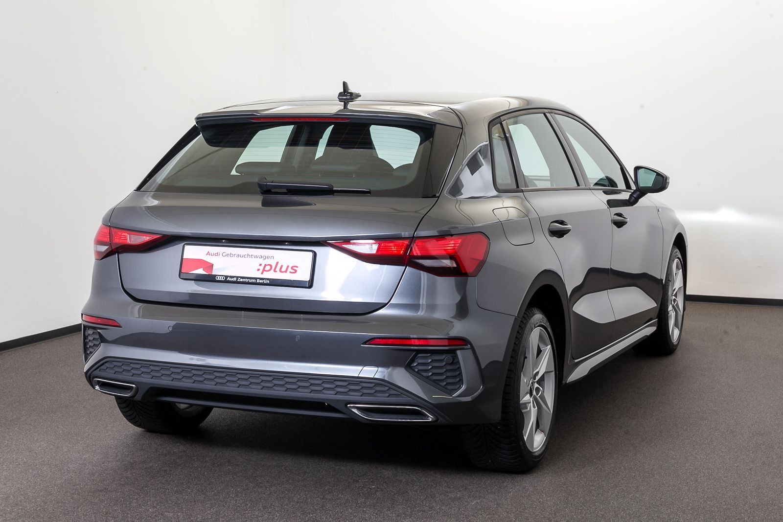 Audi A3 Sportback TFSI e S line - Samsaru's Car Outlet