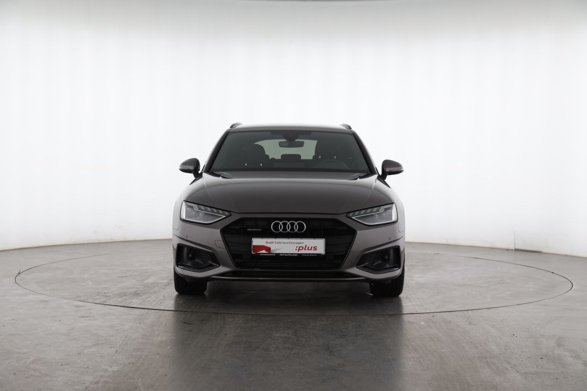 Audi A4 Avant 40 TFSI quattro advanced - Samsaru's Car Outlet