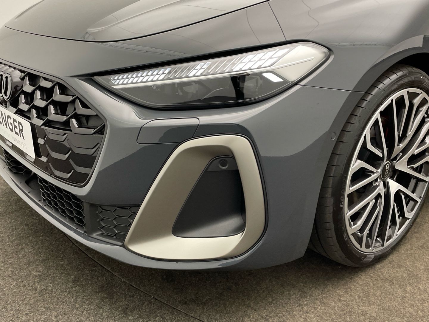 Audi A5 Avant TDI quattro 150 kW S line B&O Kamera