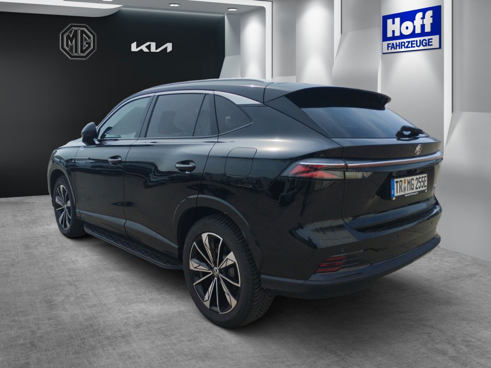 MG HS PHEV Luxury 272 PS - Allwetterreifen