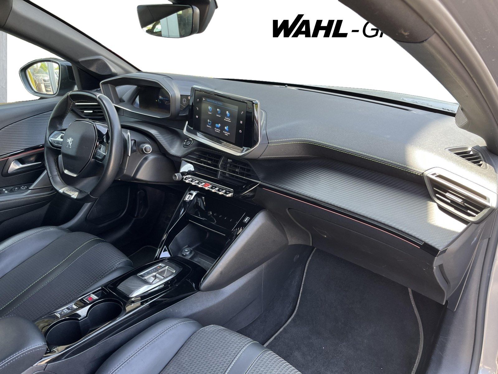 Peugeot 208 GT - Samsaru's Car Outlet