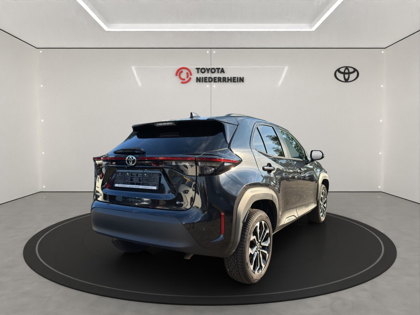 Toyota Yaris Cross Hybrid FWD Teamplayer+WINTER+GJ-RÄDE