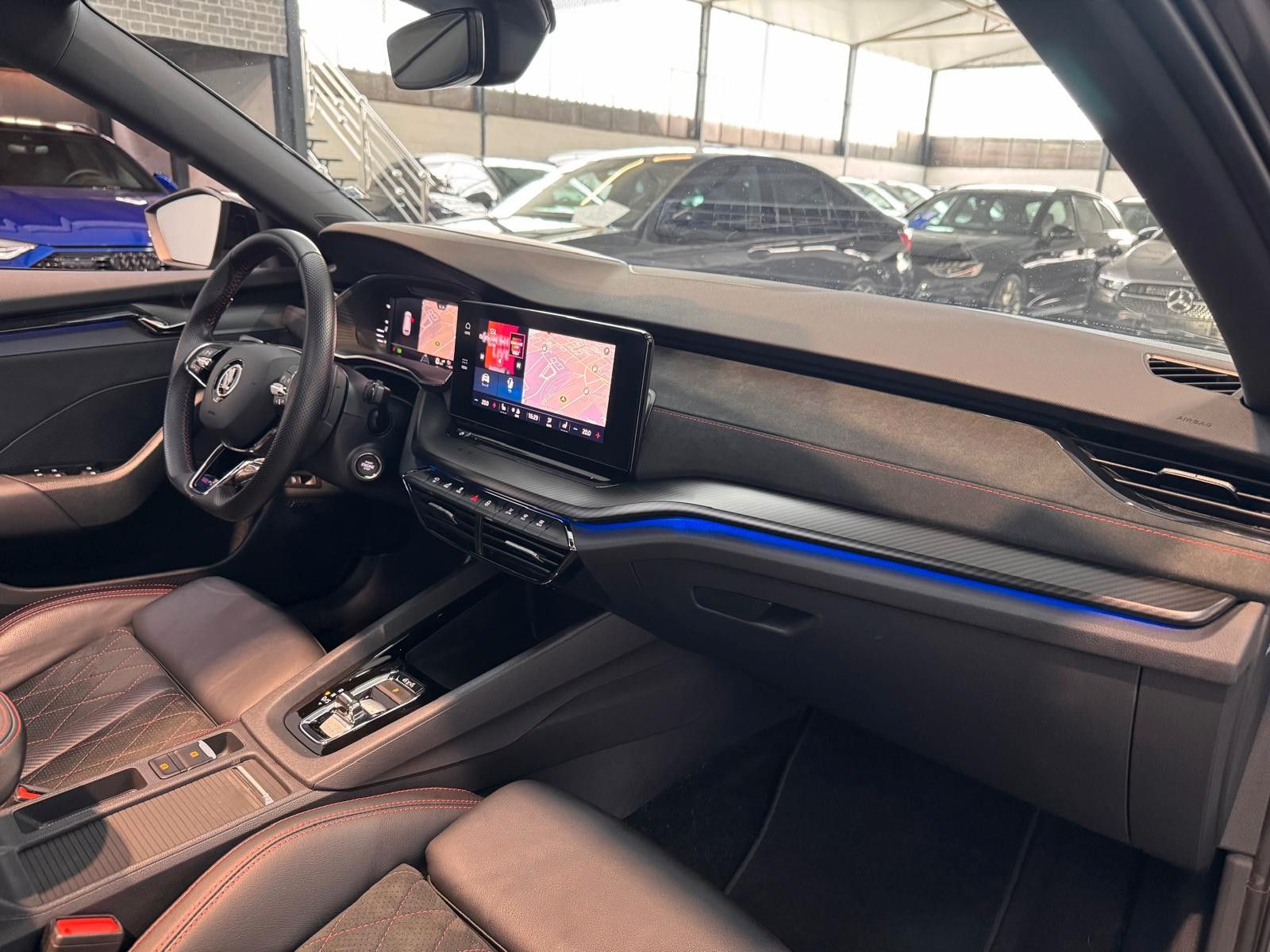 Skoda RS 4x4 PANO/HUD/360°/AHK/MASS/AMB/ACC/TRA.P.