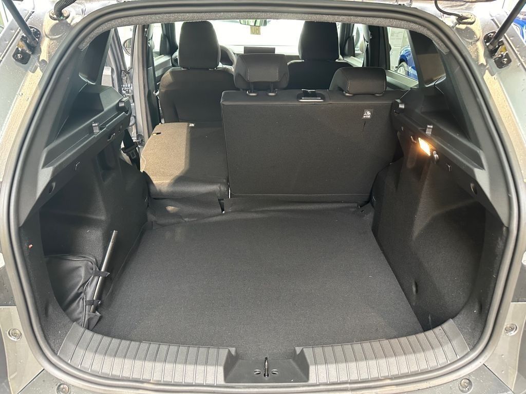 Dacia Duster Extreme HYBRID 140 - Samsaru's Car Outlet
