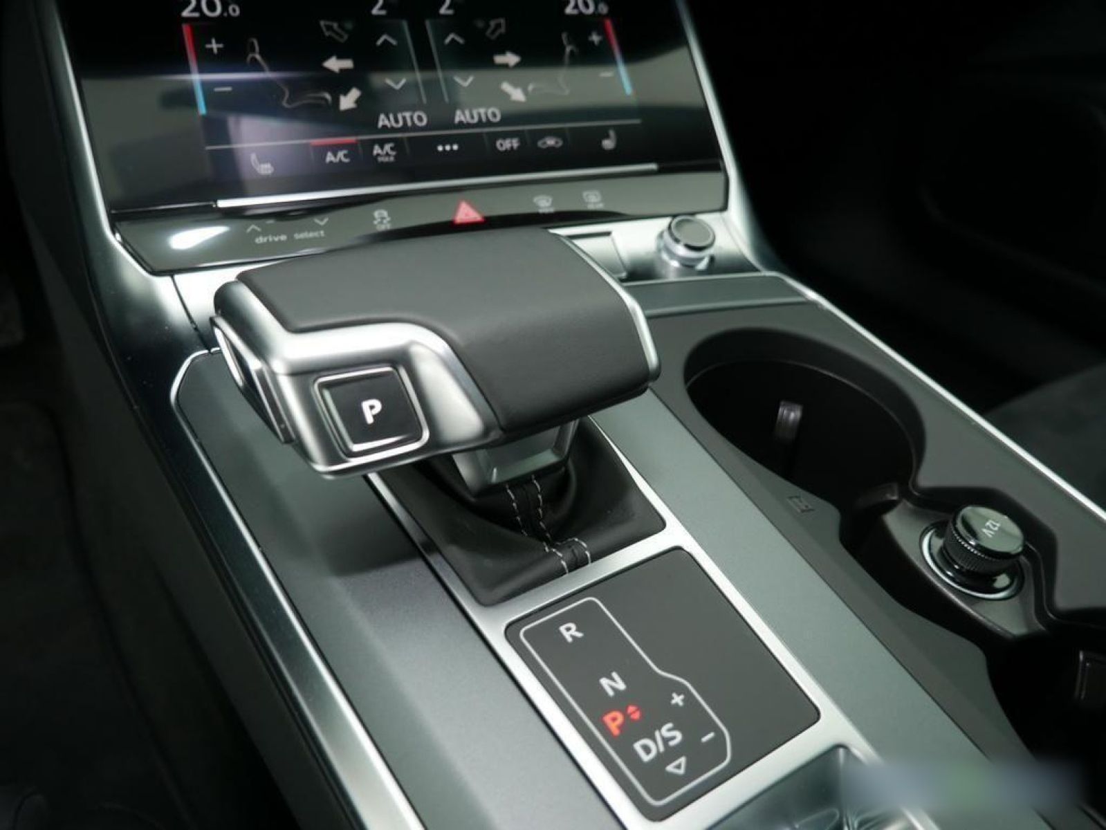 Audi A6 Avant 40 TDI quattro S line S tronic - Samsaru's Car Outlet