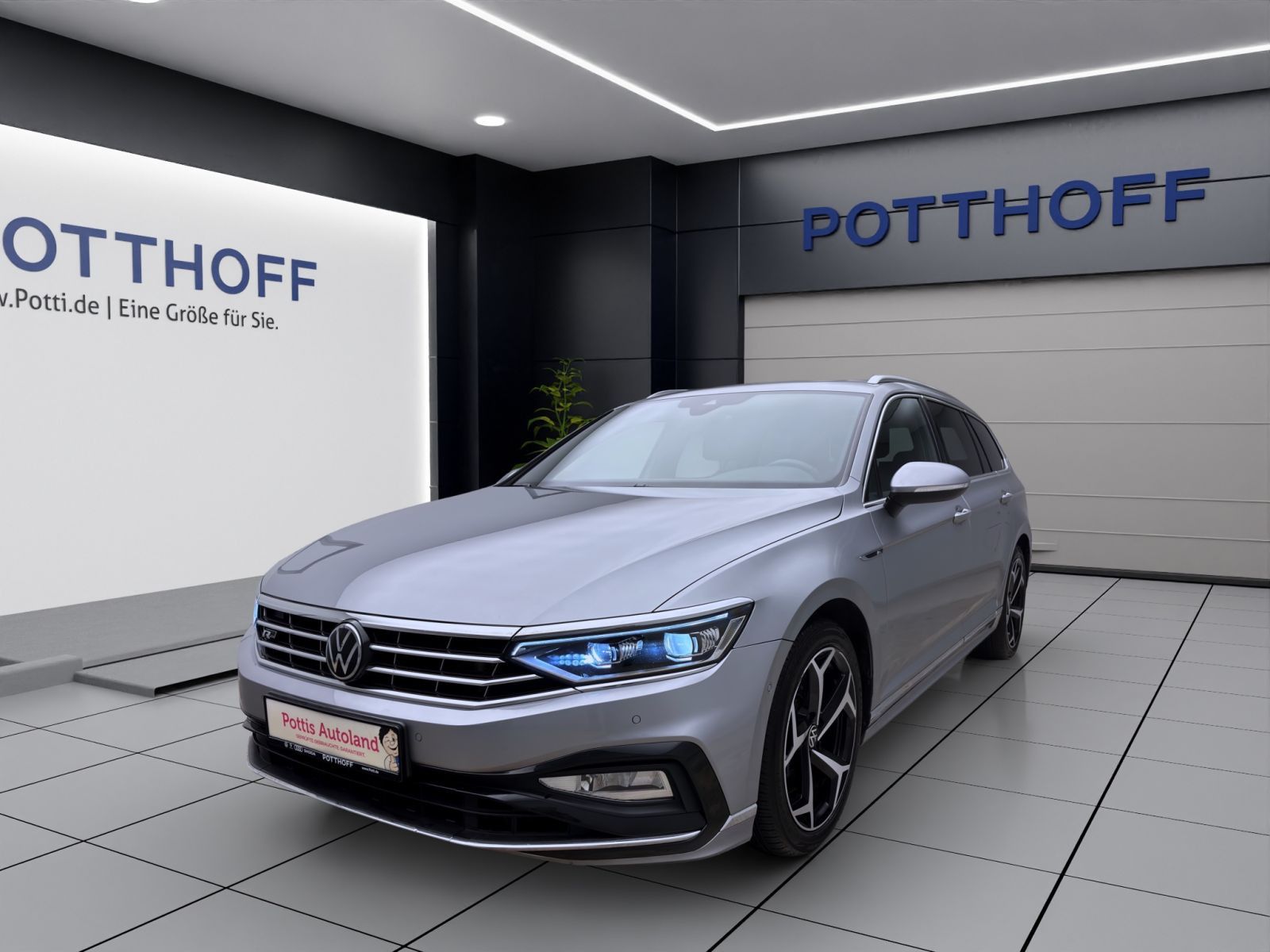 Volkswagen Passat Variant 2.0 TSI DSG 4M R-LINE PANO AHK NA