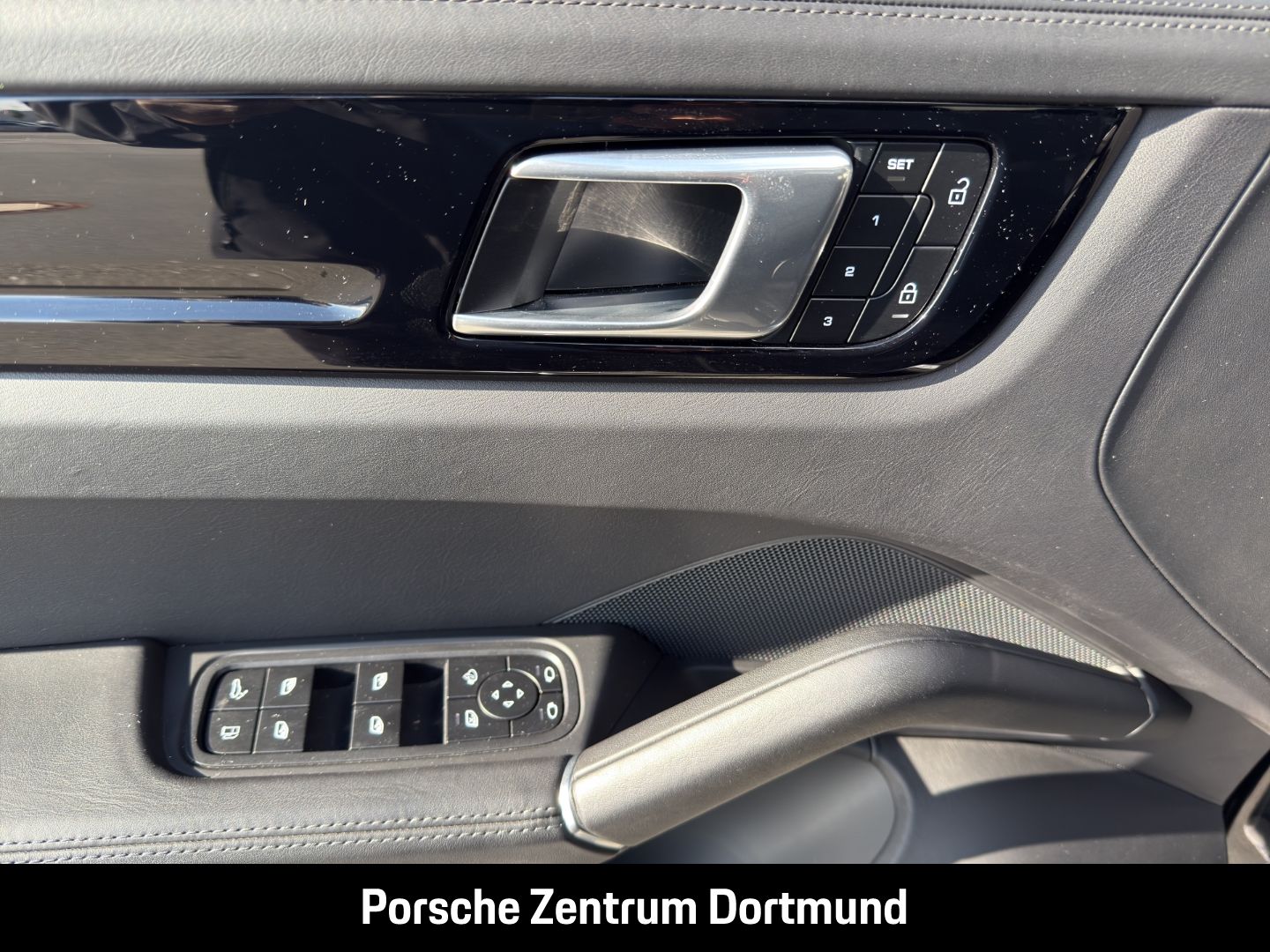 Porsche Cayenne E-Hybrid Platinum Edition Panorama BOSE