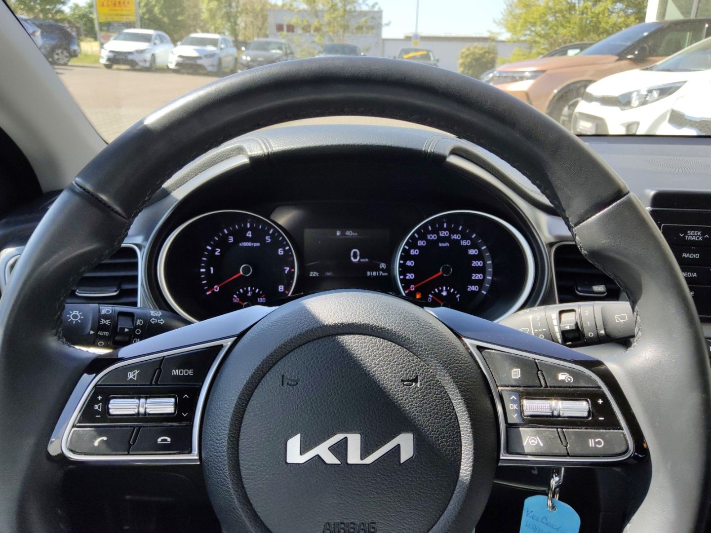 Kia Ceed BEST 1.5T GDi - Samsaru's Car Outlet