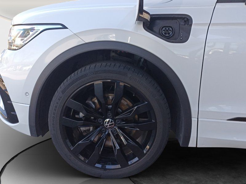 Volkswagen Tiguan 1.4 TSI eHybrid R-Line  AHK+MATRIX-LED+NA