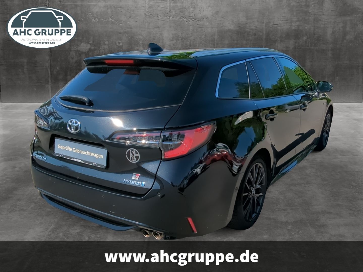 Toyota Corolla Touring Sports 2.0 Hybrid - Samsaru's Car Outlet