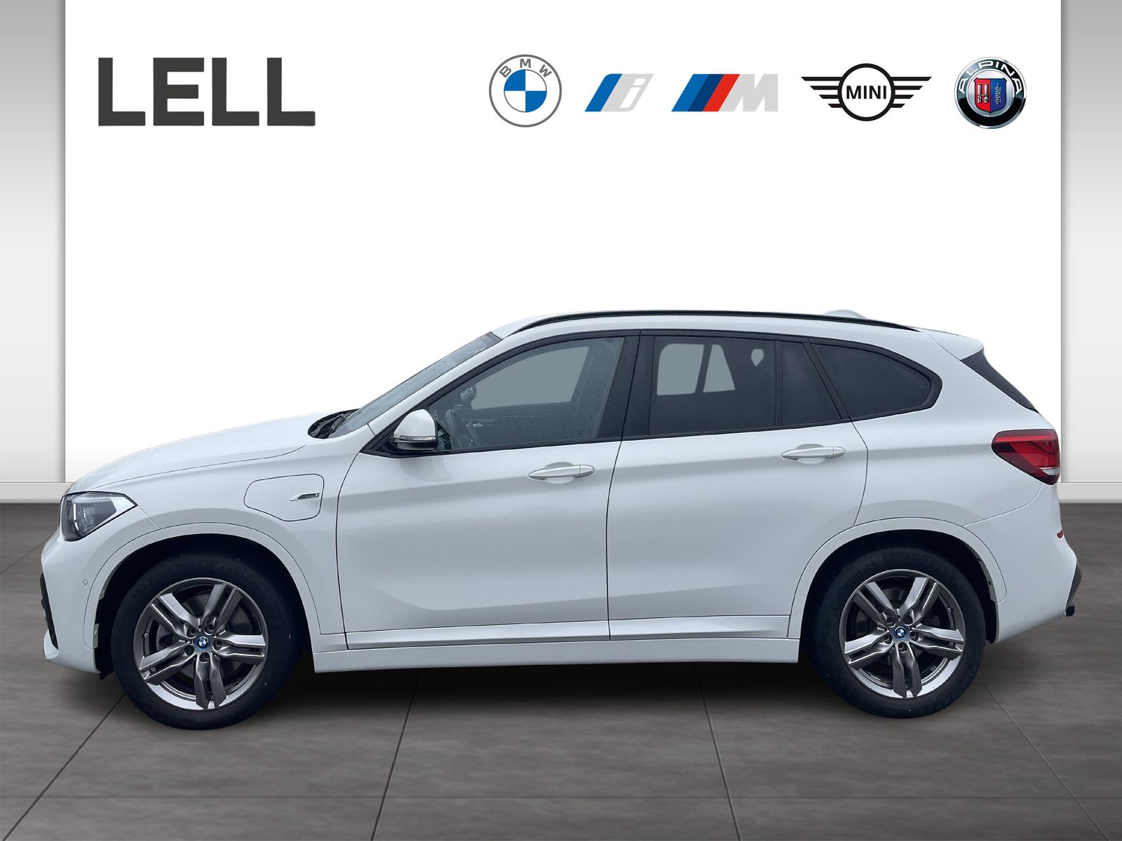 BMW X1 xDrive25e M Sportpaket - Samsaru's Car Outlet
