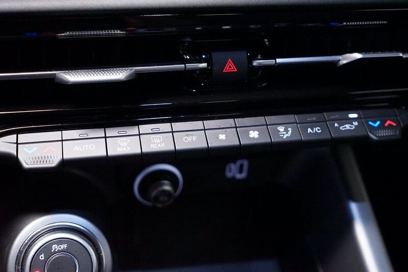 Alfa Romeo Tonale 1.5 VGT Hybrid Ti Aut.*Matrix*Kamera*Keyl