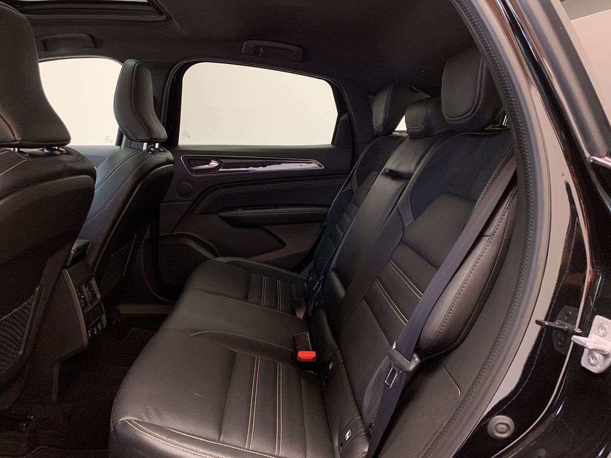 Renault Arkana Engineered 1.6 E-TECH Hybrid - Samsaru's Car Outlet