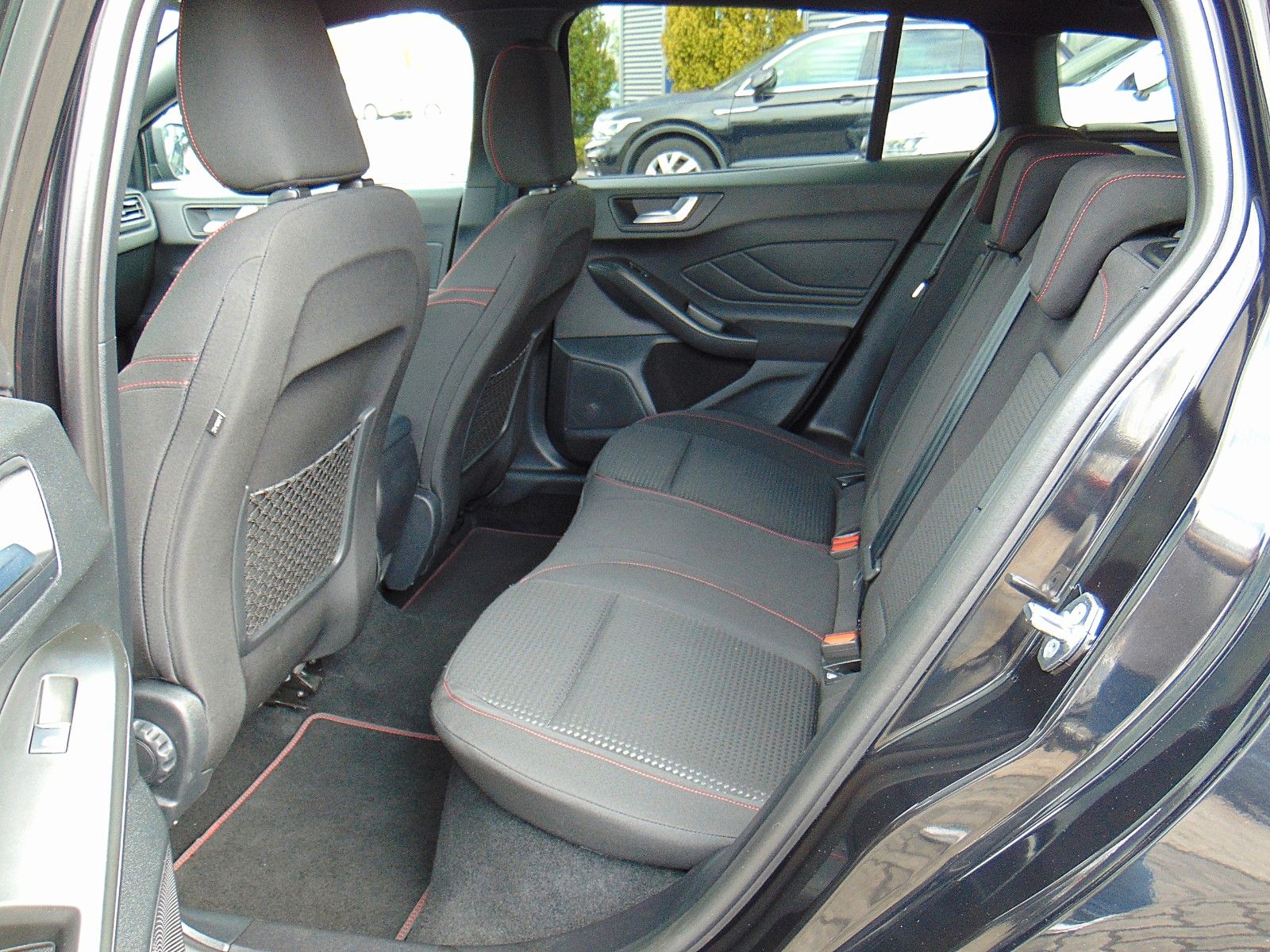 Ford Focus Turnier 1.0 EcoBoost Aut. ST-Line X