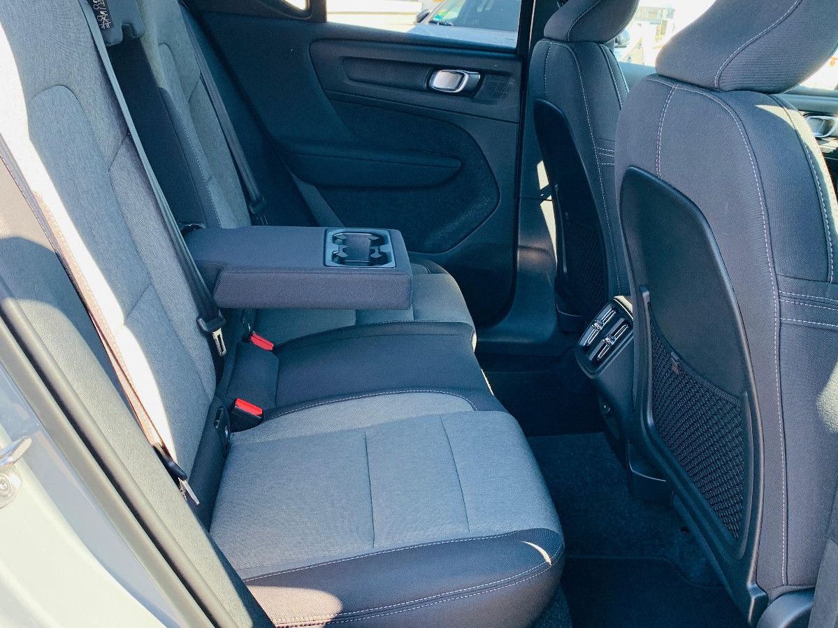 Volvo XC40 B3 Aut. Plus Dark - Samsaru's Car Outlet