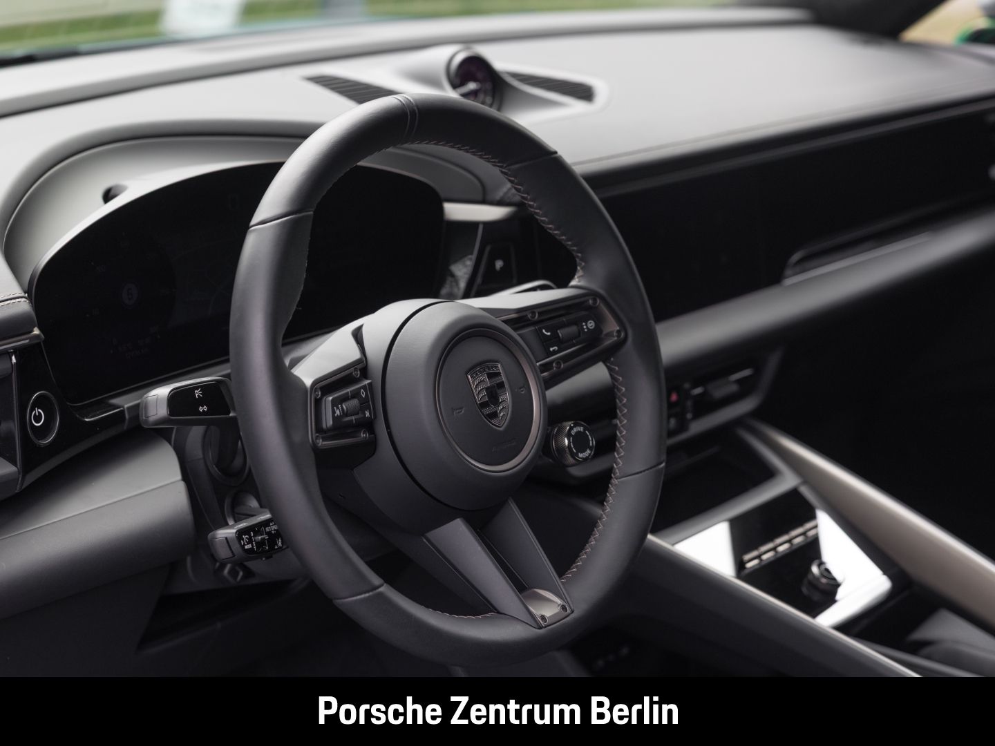 Porsche Macan Turbo HA-Lenkung Surround View 21-Zoll