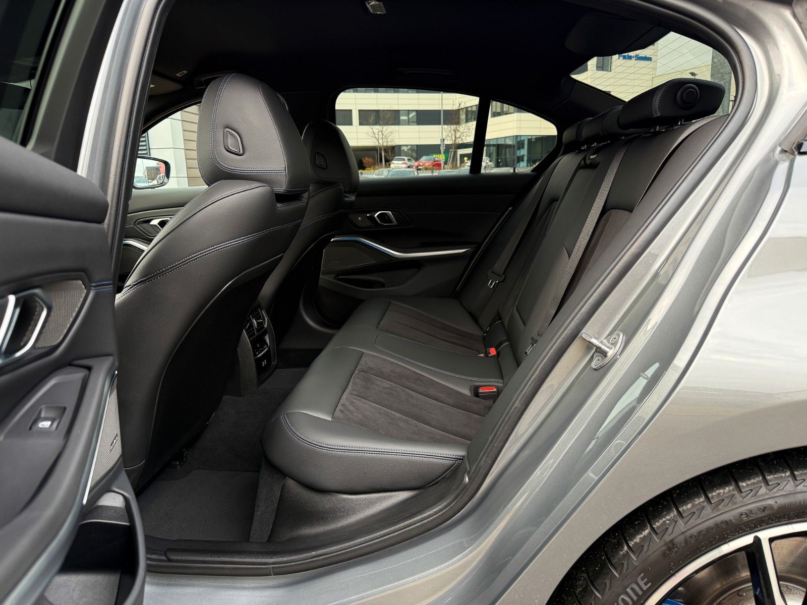 BMW 320d xD M Sport 19" h/k HuD StHz Pro sportbremse