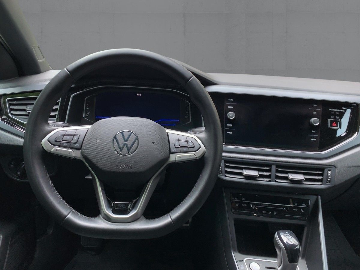 Volkswagen Taigo 1.0 TSI DSG R-LINE - Samsaru's Car Outlet
